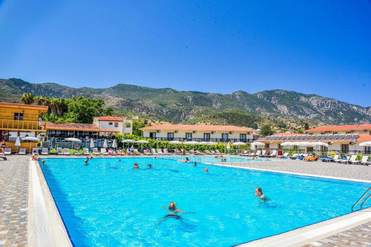 Riverside Garden Resort & Suna'S Beach Club Krini Extérieur photo