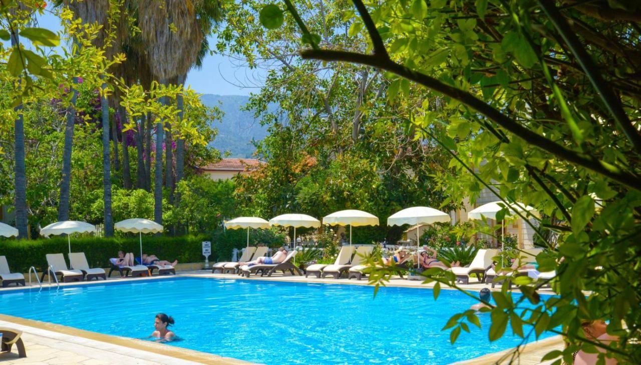 Riverside Garden Resort & Suna'S Beach Club Krini Extérieur photo